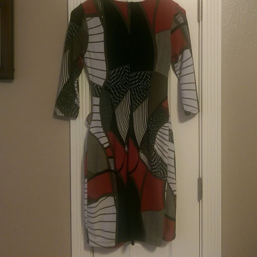 Dress - Picture 3 of 4